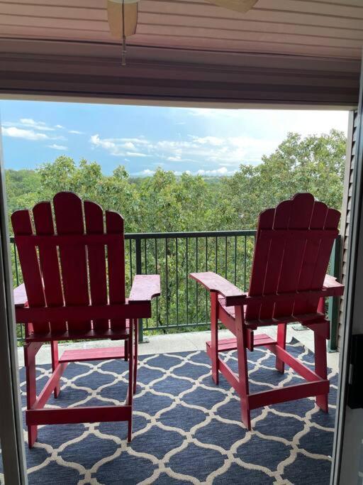 Penthouse Suite At Holiday Hills Book Today Брэнсон Экстерьер фото